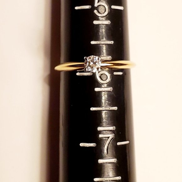 New 14K  Diamond  Solitaire  Engagement  RING - Picture 9 of 9